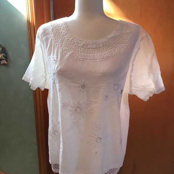 Alfred Dunner White Short Sleeve Woman's Top - Picture 2 of 14